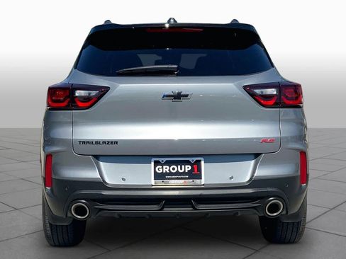 Used 2025 Chevrolet TrailBlazer RS w/ Convenience Package FWD image 5