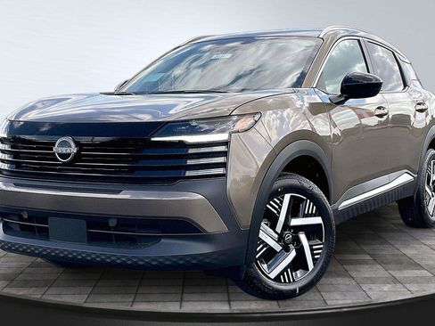 New 2026 Nissan Kicks SV FWD image 2