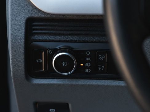 Used 2023 Ford F250 XL w/ 360-Degree Camera Package image 28