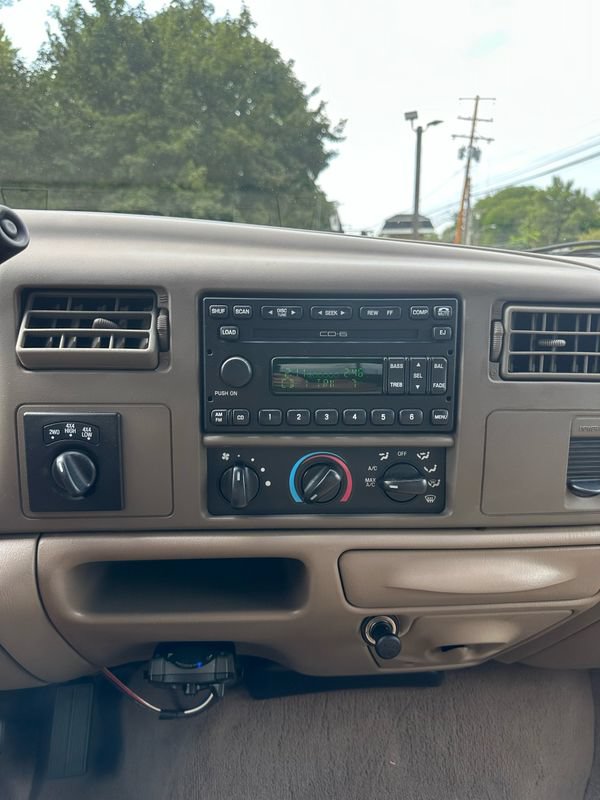 Used 2001 Ford F350 4x4 Crew Cab DRW Super Duty image 13