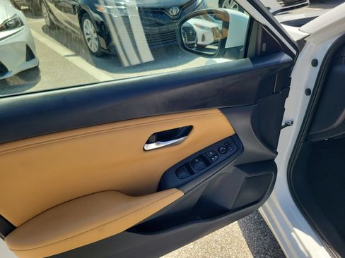 Used 2023 Nissan Sentra SV w/ SV Premium Package FWD image 18