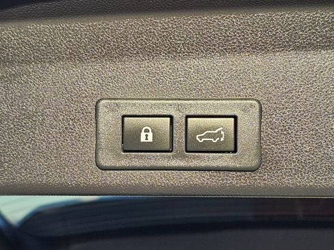 Certified 2024 Subaru Ascent Limited image 12