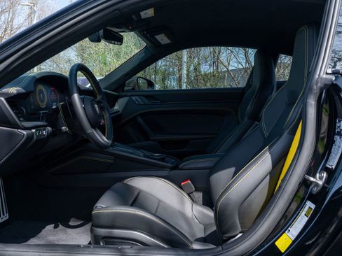 Used 2026 Porsche 911 Carrera GTS image 25