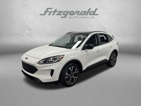 Used 2021 Ford Escape SE w/ SE Sport Appearance Package image 1