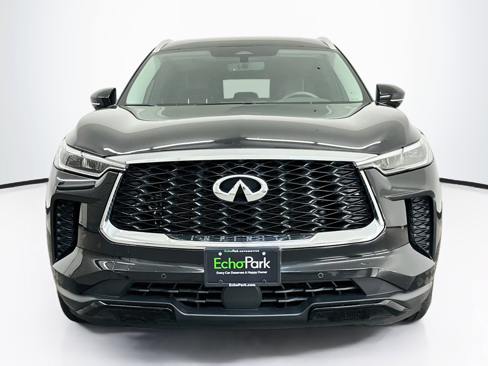 Used 2024 INFINITI QX60 Luxe w/ Cargo Package AWD/4WD image 2