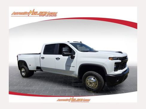 Used 2024 Chevrolet Silverado 3500 W/T AWD/4WD image 1