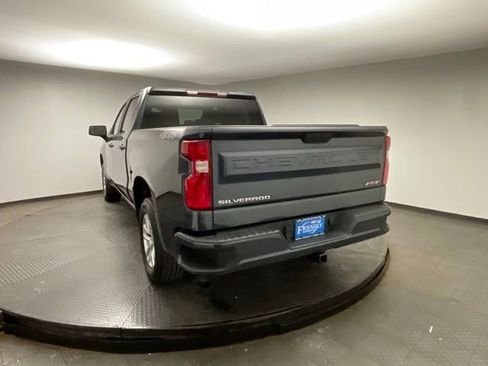 Certified 2022 Chevrolet Silverado 1500 RST image 5