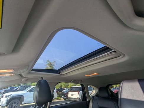 Used 2019 MAZDA CX-5 Touring FWD image 18