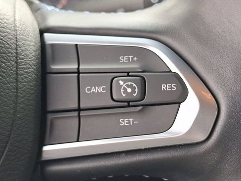 Used 2022 Jeep Compass Latitude w/ Convenience Group AWD/4WD image 22