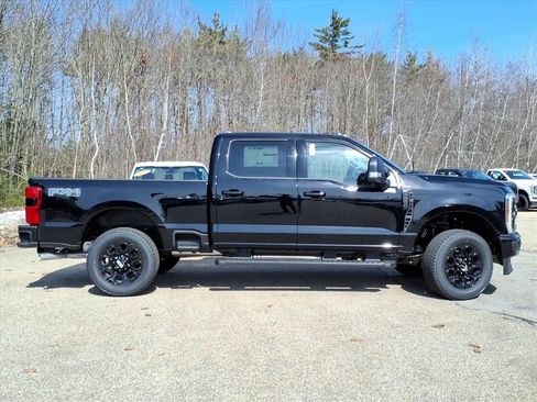 New 2026 Ford F250 4x4 Crew Cab Super Duty image 4