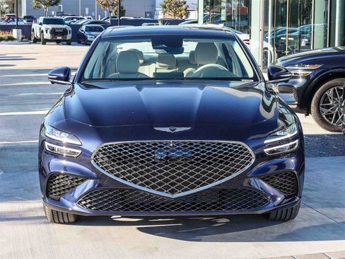 New 2026 Genesis G70 2.5T Prestige image 3