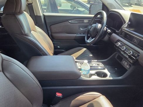 Used 2024 Honda Pilot Elite image 5
