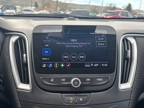 Used 2024 Chevrolet Malibu LT image 19