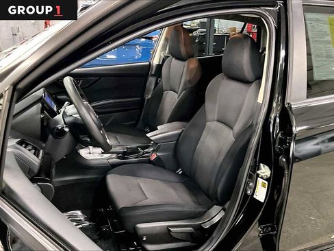 Certified 2023 Subaru Crosstrek 2.0i image 7