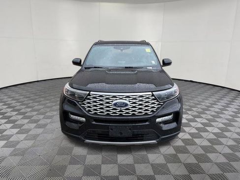 Used 2022 Ford Explorer Platinum w/ Equipment Group 601A AWD/4WD image 14
