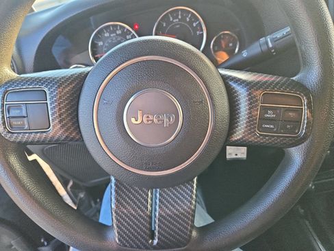 Used 2013 Jeep Wrangler Sport image 22