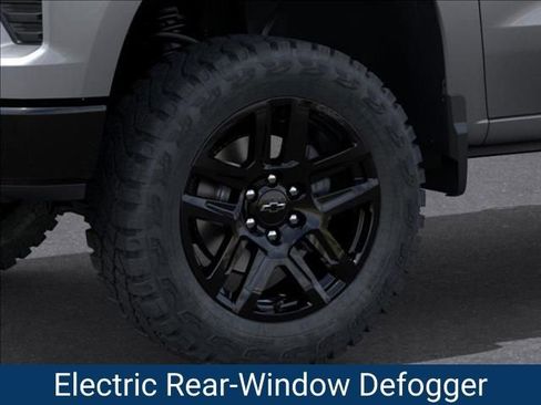 New 2026 Chevrolet Silverado 1500 Custom Trail Boss w/ LPO, Dark Essentials Package image 10