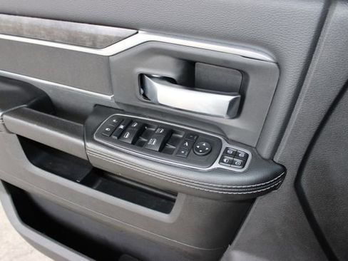 Used 2024 RAM 2500 Big Horn w/ Safety Group image 24