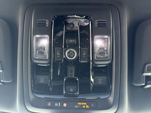 New 2026 Chevrolet Tahoe Premier w/ Sun And Tow Package AWD/4WD image 35