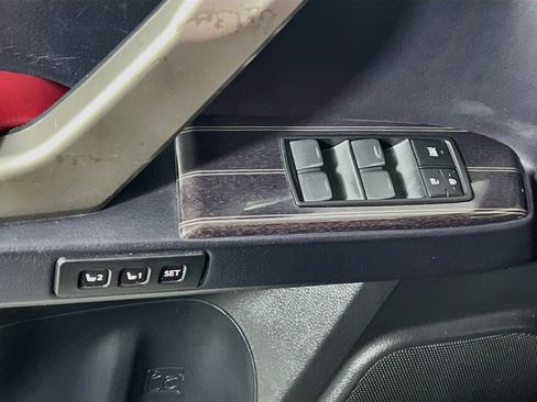 Used 2021 Lexus GX 460 Premium w/ Premium Package AWD/4WD image 17