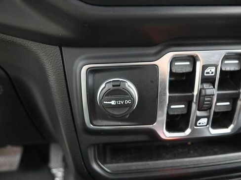 Used 2021 Jeep Gladiator Sport AWD/4WD image 31