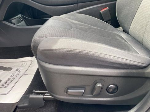 Used 2023 Hyundai Santa Fe SEL image 17