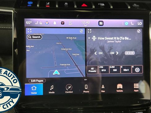 Used 2023 Jeep Grand Cherokee 4WD 4xe image 16