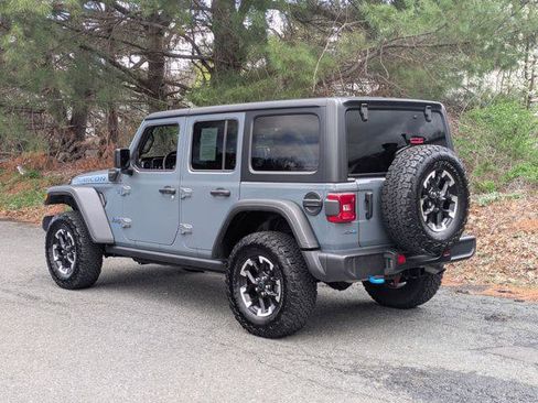 Certified 2025 Jeep Wrangler Unlimited Rubicon 4xe w/ Convenience Group AWD/4WD image 7