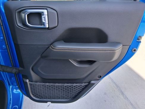 New 2026 Jeep Gladiator Sport image 22