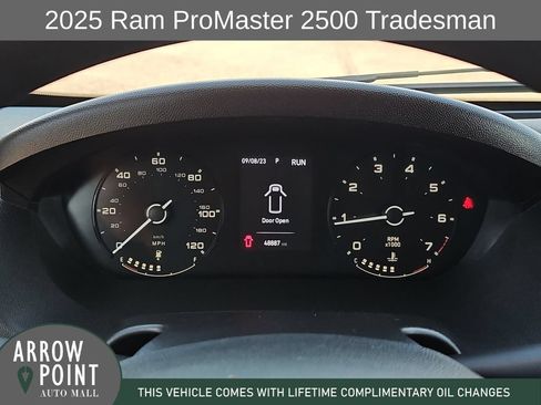 Used 2025 RAM ProMaster 2500 w/ Convenience Group FWD image 26