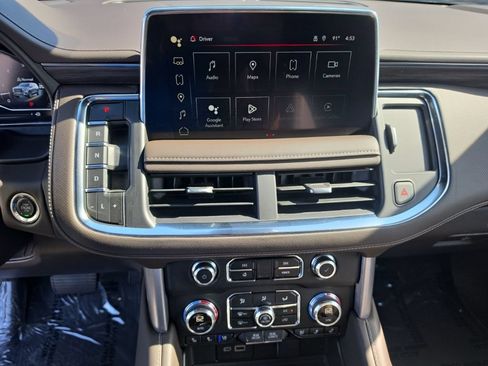 Certified 2023 GMC Yukon XL SLT w/ SLT Premium Package AWD/4WD image 31