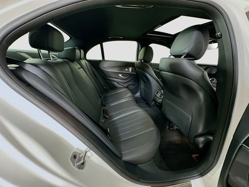 Used 2023 Mercedes-Benz E 350 Sedan image 30