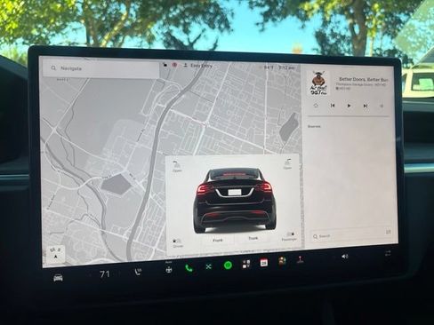 Used 2023 Tesla Model X AWD/4WD image 23