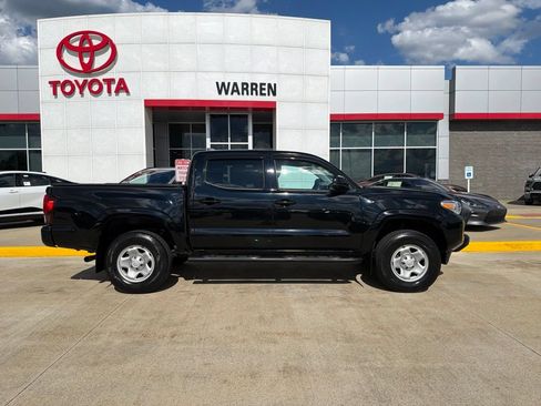 Used 2020 Toyota Tacoma SR AWD/4WD image 10