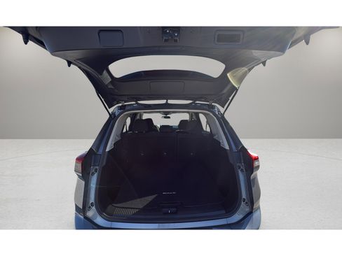 Used 2024 Nissan Rogue S image 14