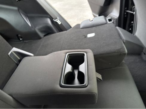 Used 2024 Toyota RAV4 XLE image 37