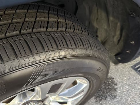 Used 2022 RAM 1500 Limited image 37