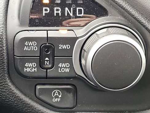 Used 2025 RAM 1500 Big Horn AWD/4WD image 11