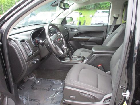 Used 2018 GMC Canyon SLE AWD/4WD image 11