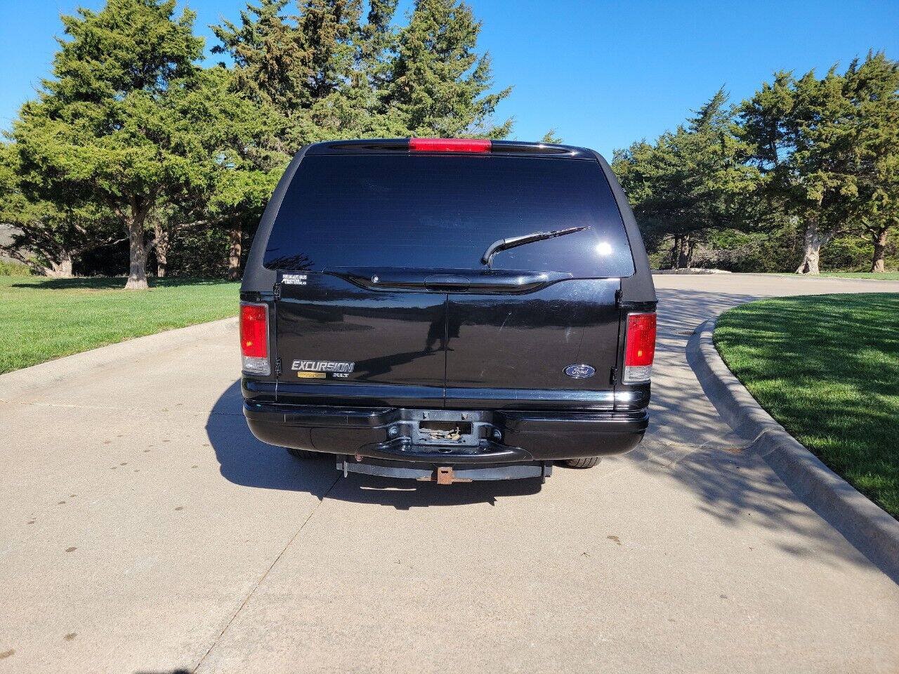 Used 2002 Ford Excursion XLT RWD image 7