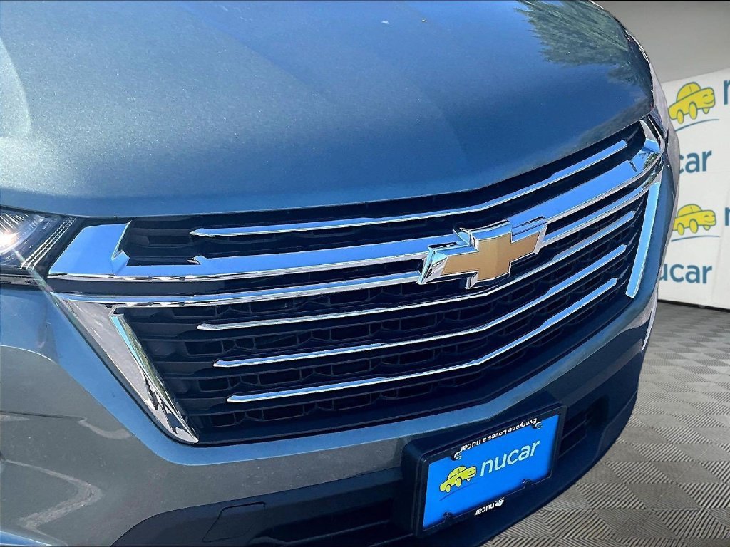 Used 2023 Chevrolet Traverse LT AWD/4WD image 32