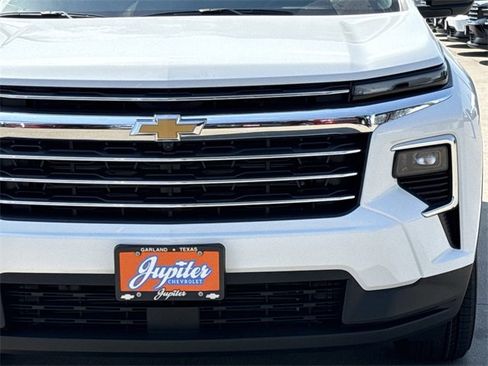 New 2026 Chevrolet Traverse LT w/ Driver Confidence Package image 8