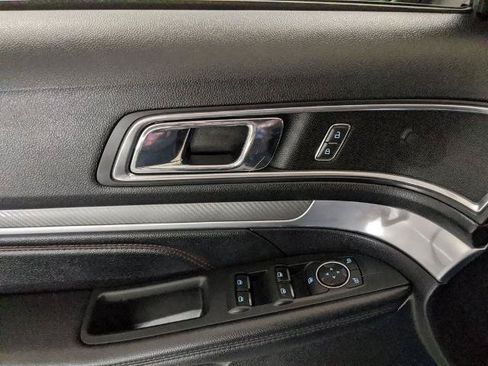 Certified 2019 Ford Explorer Sport AWD/4WD image 14