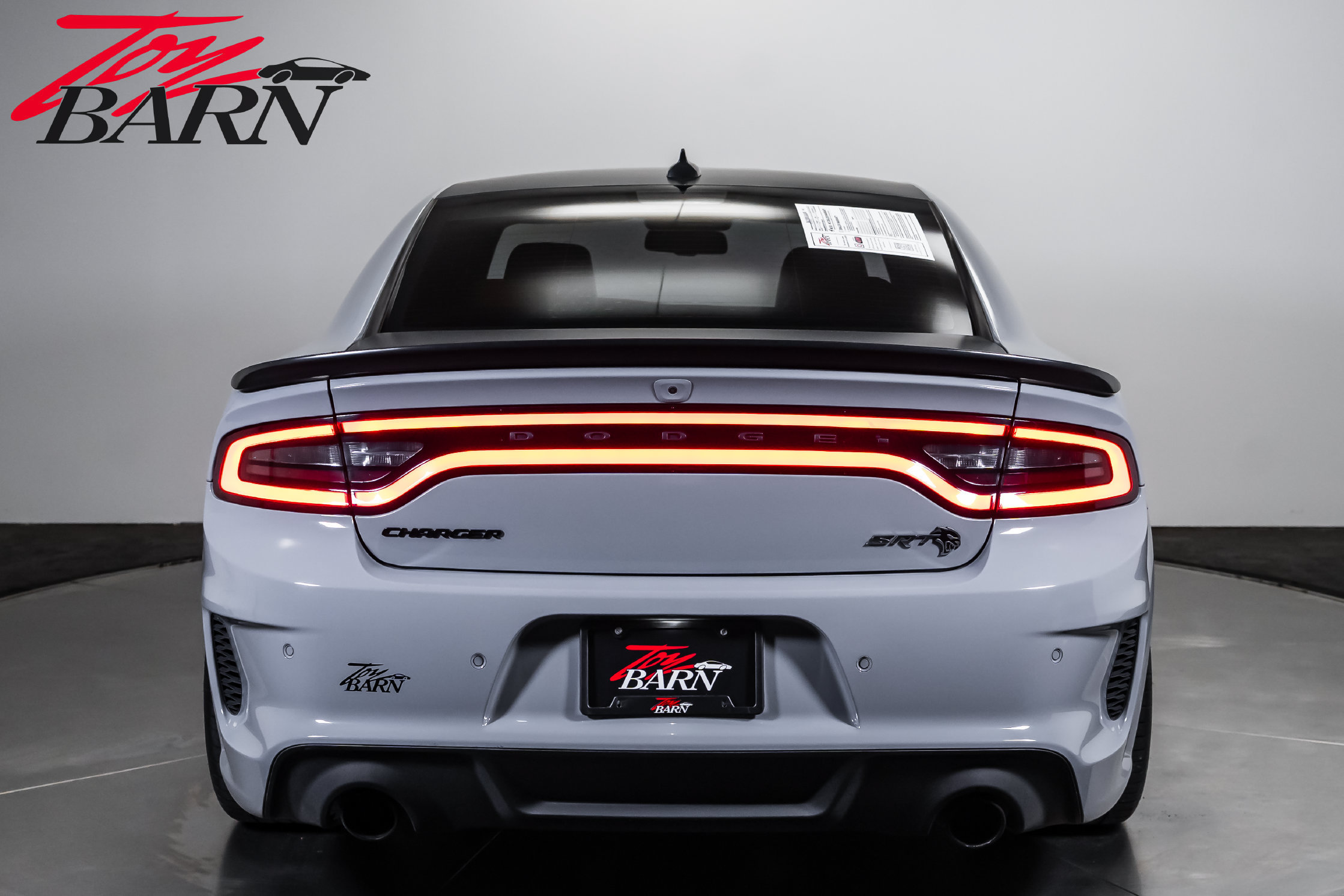 Used 2022 Dodge Charger SRT Hellcat RWD image 4