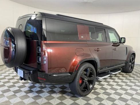 Used 2024 Land Rover Defender 130 X AWD/4WD image 4