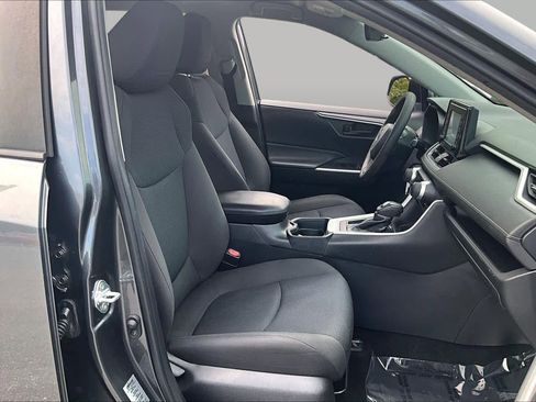 Used 2020 Toyota RAV4 LE w/ All Weather Liner Package FWD image 9