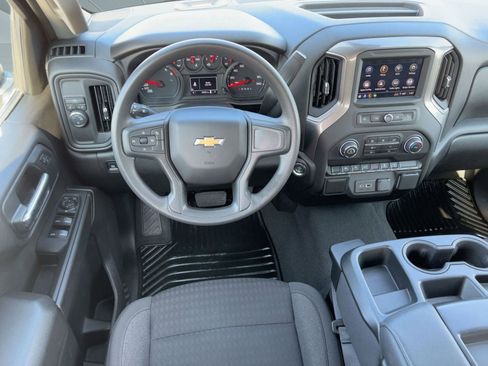 Used 2025 Chevrolet Silverado 1500 Custom image 26