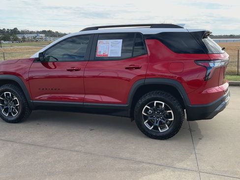 Used 2025 Chevrolet Equinox ACTIV w/ Safety and Technology Package image 7