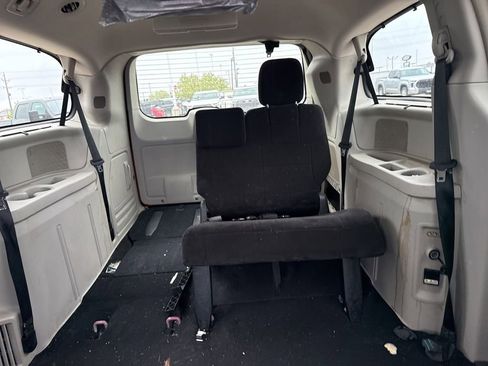 Used 2012 Dodge Grand Caravan Crew w/ Crew Value Pkg FWD image 14