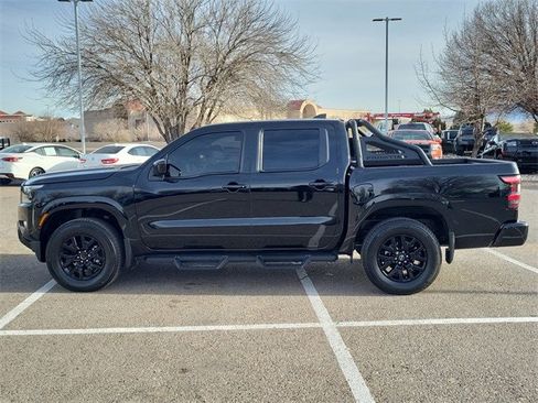 Certified 2023 Nissan Frontier SV w/ Midnight Edition Package image 7